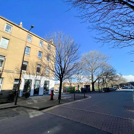 Beautiful 2Br, Private Entry In Vibrant Leith Appartement EDI Buitenkant foto