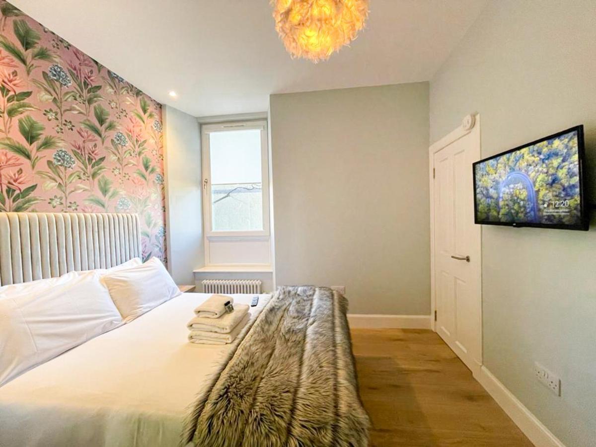 Beautiful 2Br, Private Entry In Vibrant Leith Appartement EDI Buitenkant foto