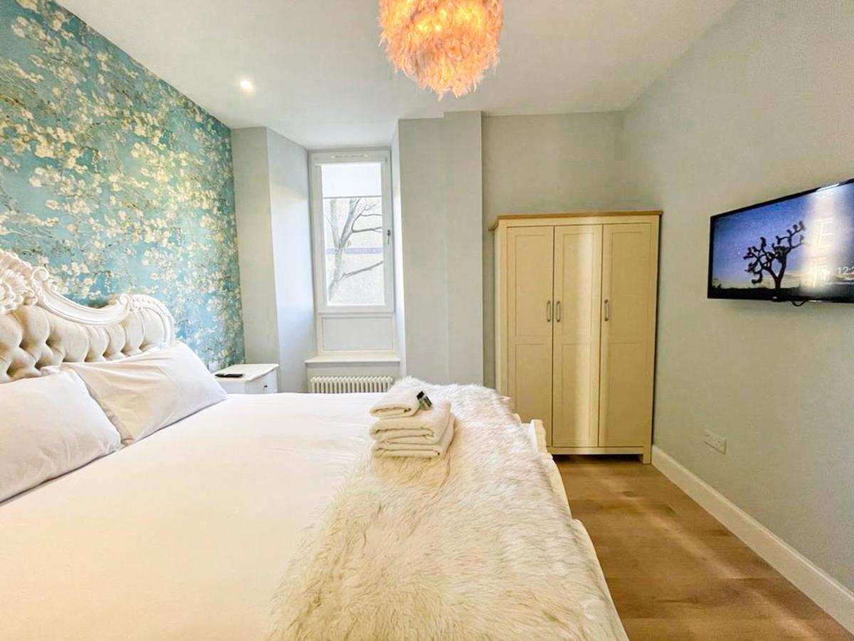 Beautiful 2Br, Private Entry In Vibrant Leith Appartement EDI Buitenkant foto